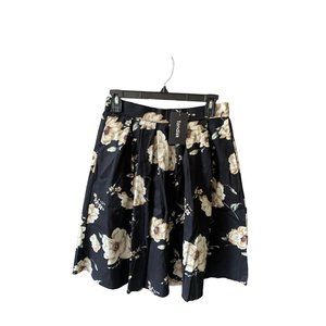 New Tandisk Womens Size Small Skirt Black Floral Knee Length  Pleated Flare